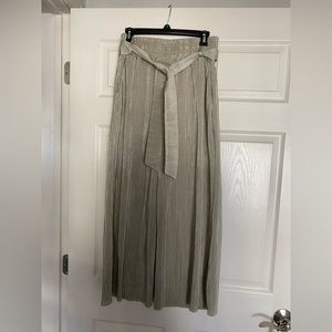 LUSH Wide Leg Pant
